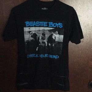 women’s graphic tee shirt